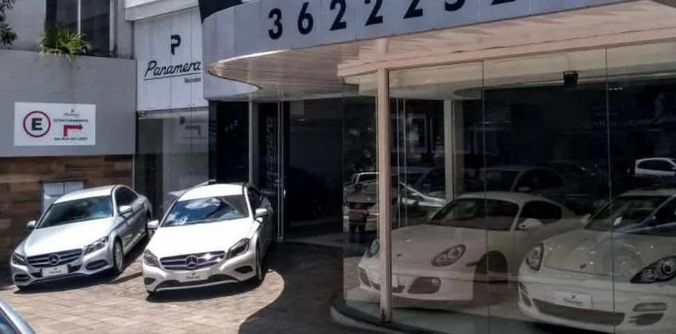 Fachada Panamera Veículos