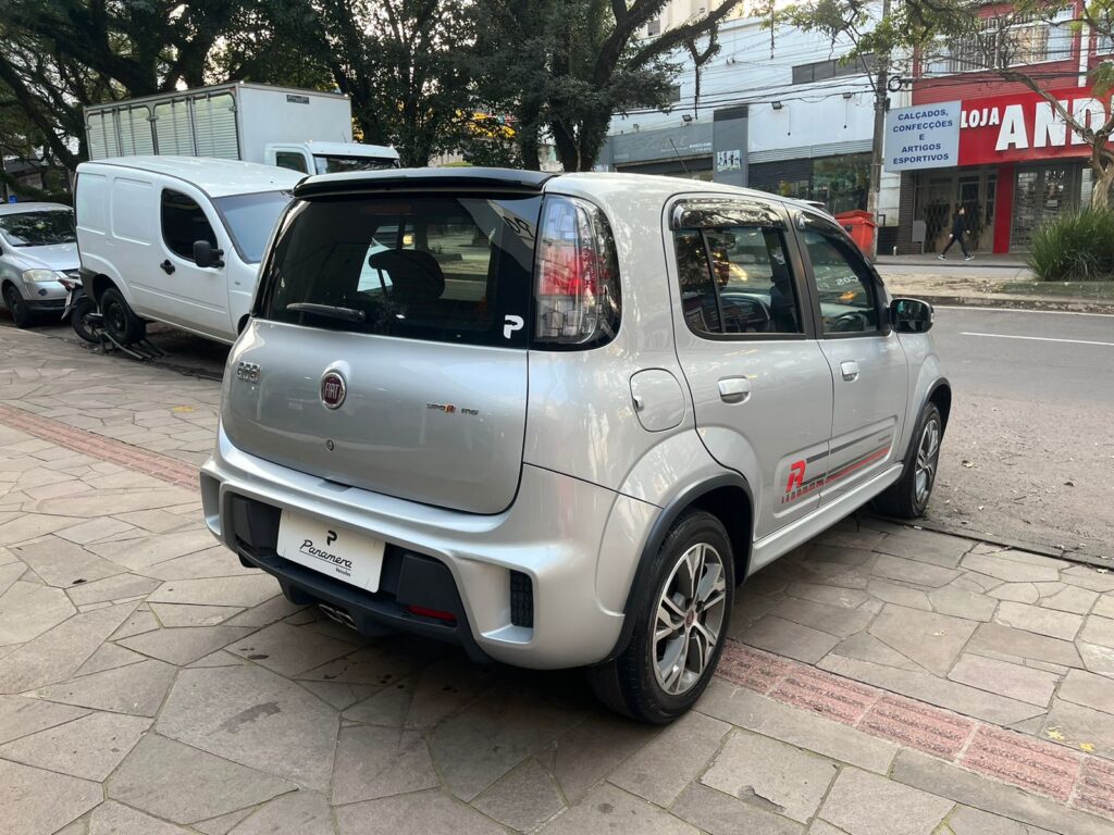 FIAT UNO SPORTING 1.3 AUT