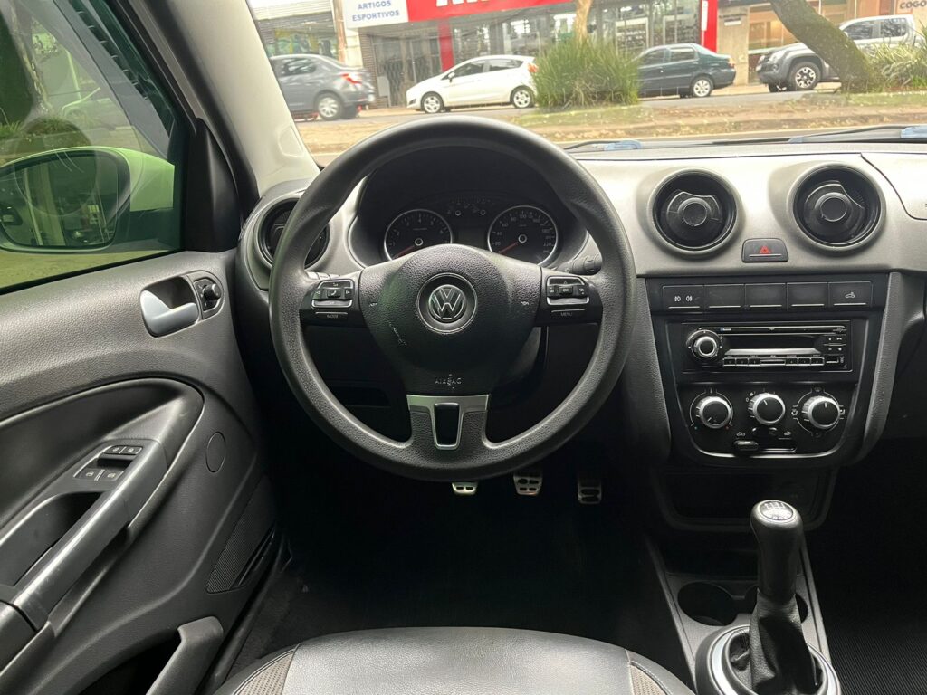 VOLKSWAGEN SAVEIRO CROSS