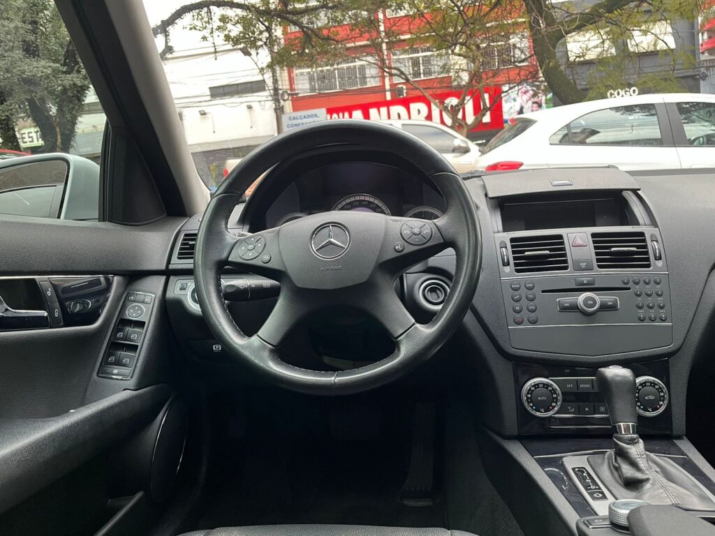 MERCEDES BENZ C180