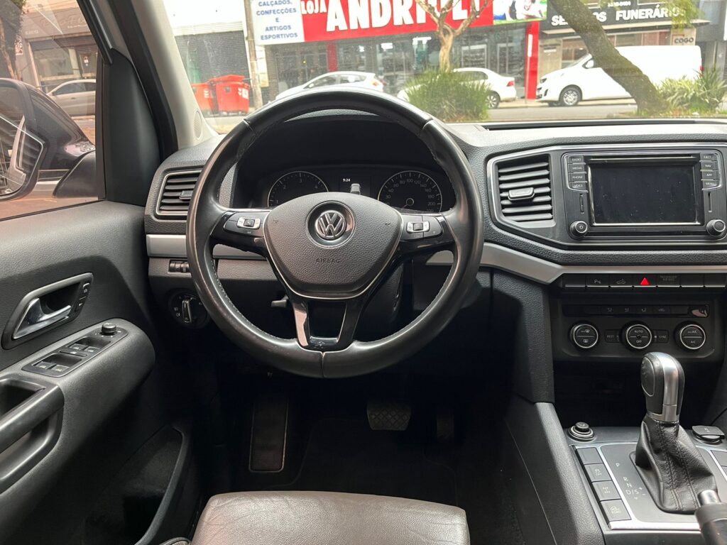 VOLKSWAGEN AMAROK 4X4 V6