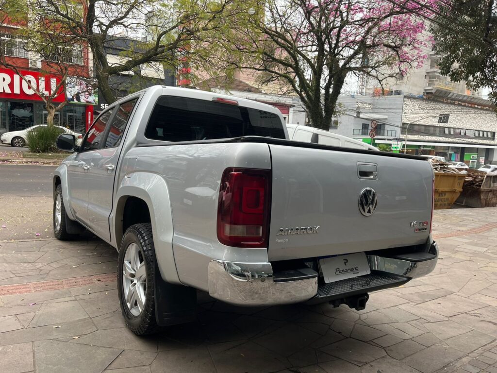 VOLKSWAGEN AMAROK 4X4 V6