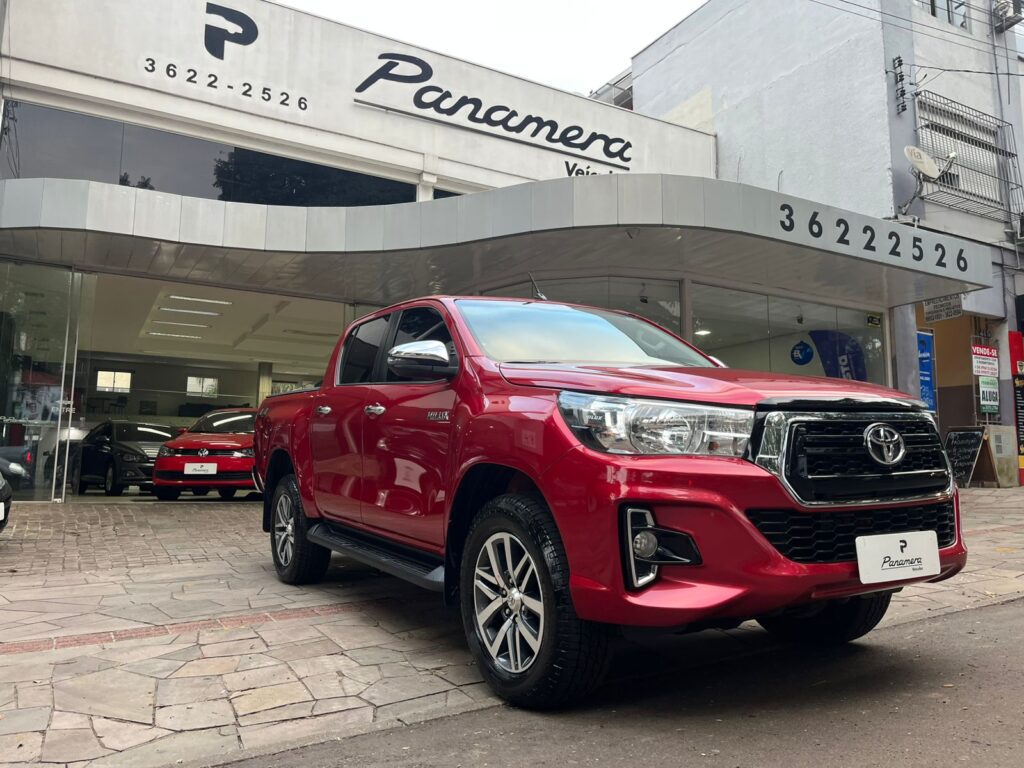 TOYOTA HILUX CD SRV