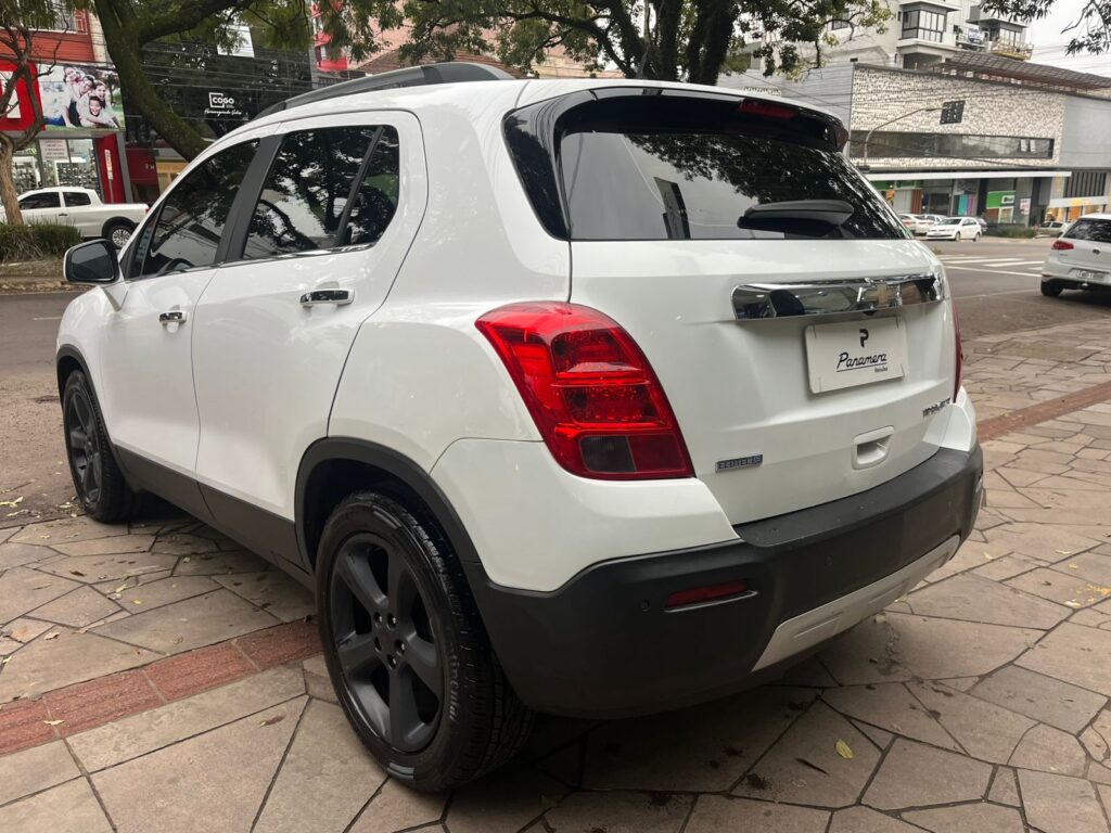 CHEVROLET TRACKER LTZ